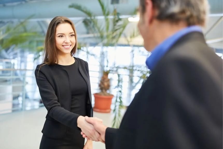 Một số mẫu câu chia tay đồng nghiệp ý nghĩa