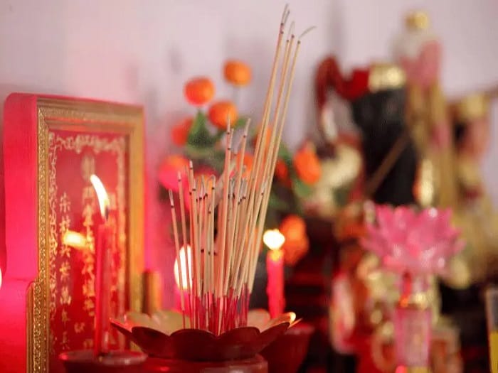 Văn khấn ngày giỗ bố – Nét đẹp hiếu đạo trong văn hóa người Việt