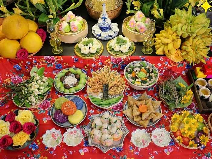 Chuẩn bị mâm lễ đủ đầy để cúng rằm