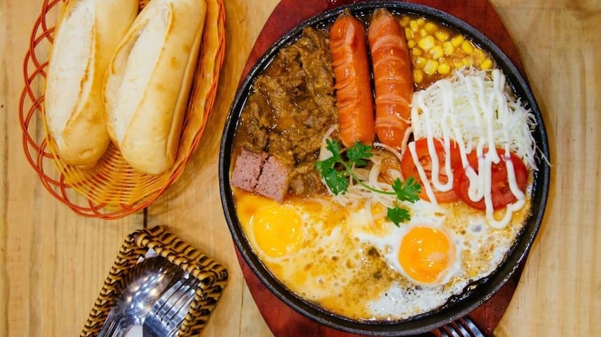 Cách làm bánh mì chảo ngon bất bại