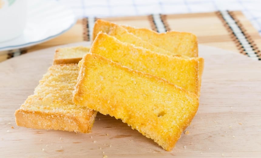 Làm sao để bảo quản bánh luôn giòn rụm?