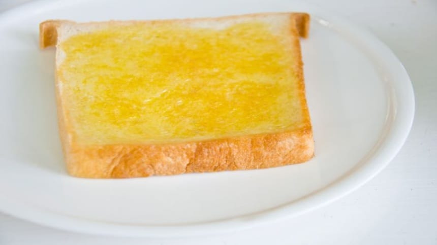 Một số thắc mắc về làm bơ bánh mì từ trứng