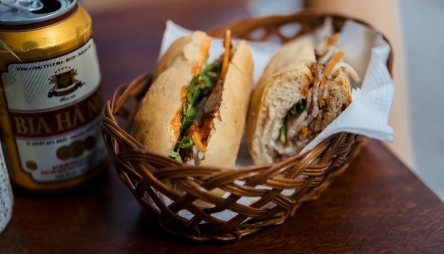 Đôi nét về thương hiệu bánh mì Sáu Minh