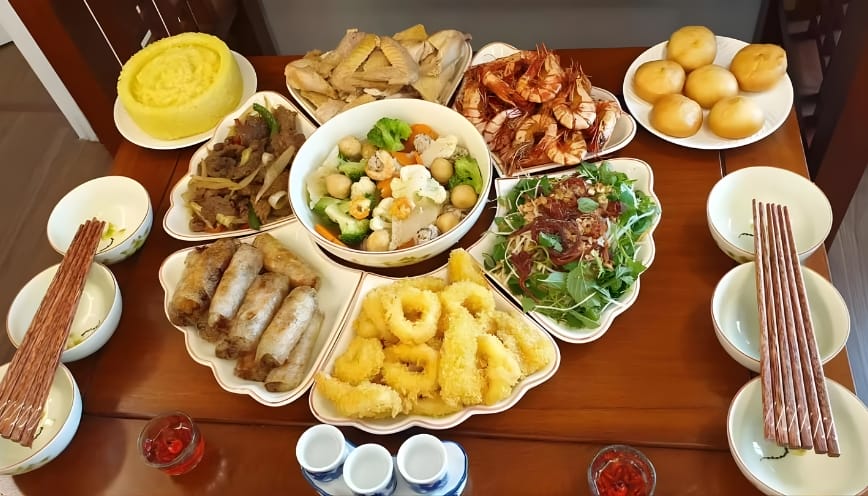 Mâm lễ giỗ con chuẩn bị chu đáo